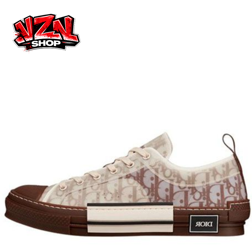 B23 Low Top Sneaker